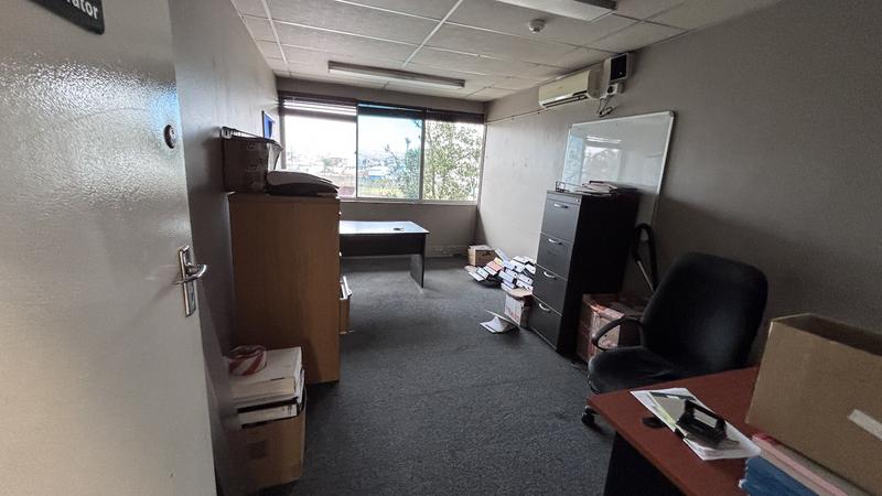 To Let Commercial Property for Rent in Killarney Gardens Western Cape